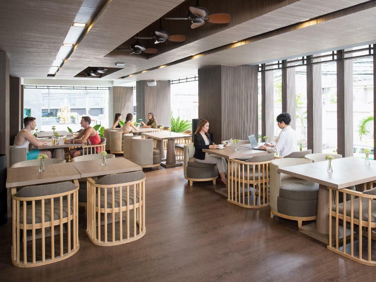 曼谷素坤逸11纸牌屋酒店【sha Plus+】 酒店