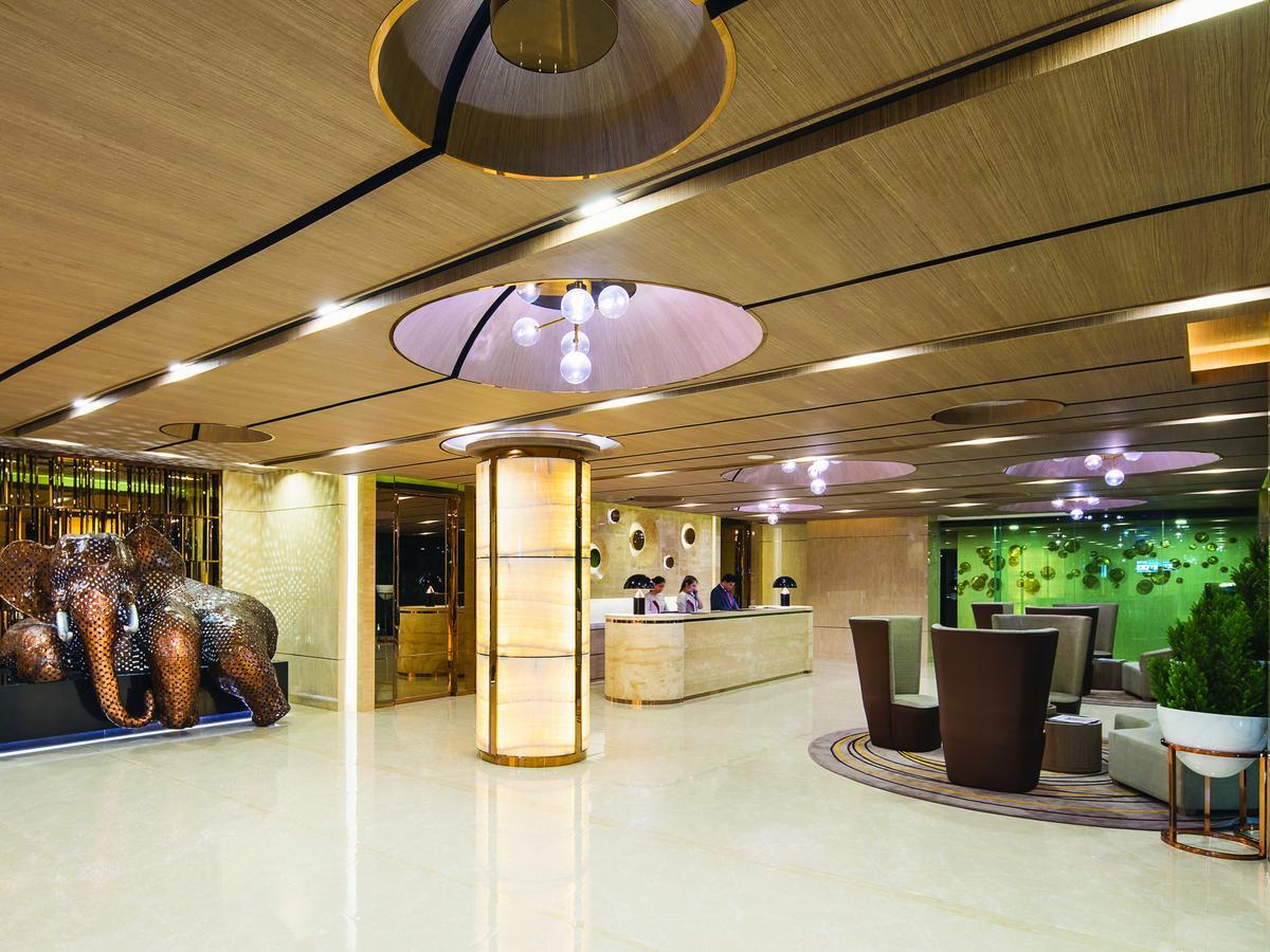 Solitaire Sukhumvit 11 होटल Bangkok